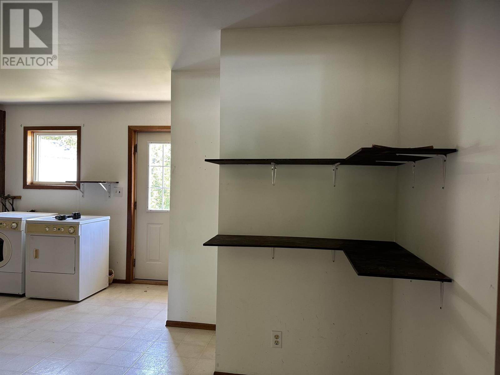 100 Centennial Dr, Schreiber, Ontario  P0T 2S0 - Photo 16 - TB252681