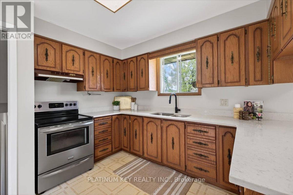 6460 Longwoods Road, Strathroy-Caradoc, Ontario  N0L 1T0 - Photo 10 - X13174594
