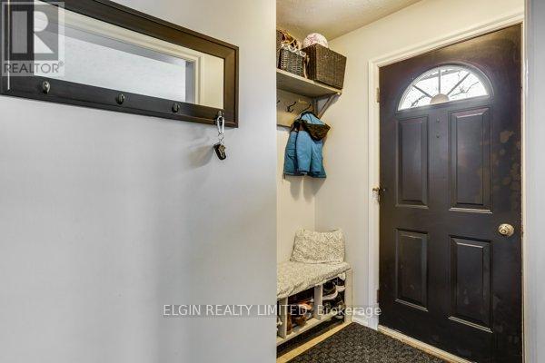 34 Sparta Street, St. Thomas, Ontario  N5R 5G9 - Photo 4 - X13174596