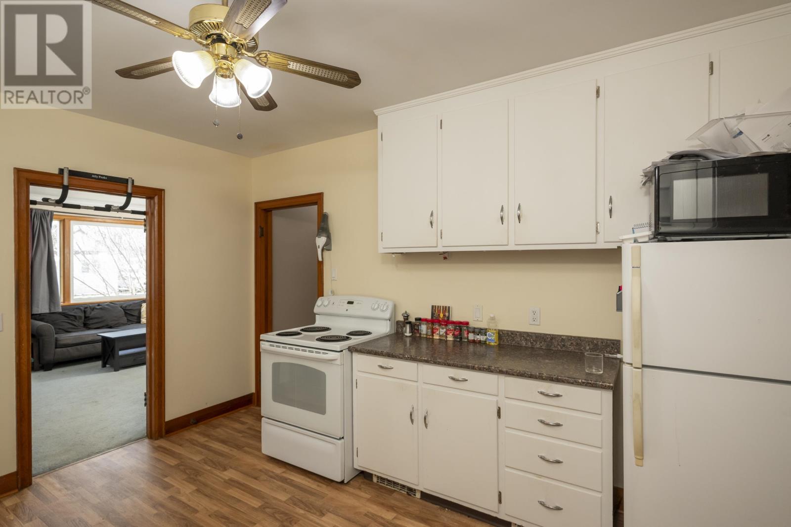 530 Hyde Park Ave, Thunder Bay, Ontario  P7E 1X9 - Photo 18 - TB2601057