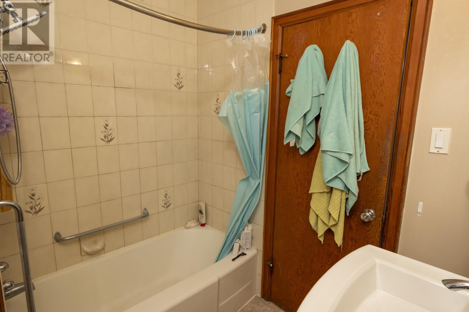 530 Hyde Park Ave, Thunder Bay, Ontario  P7E 1X9 - Photo 20 - TB2601057