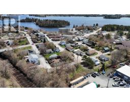 76 PETER STREET W, Kenora, Ontario