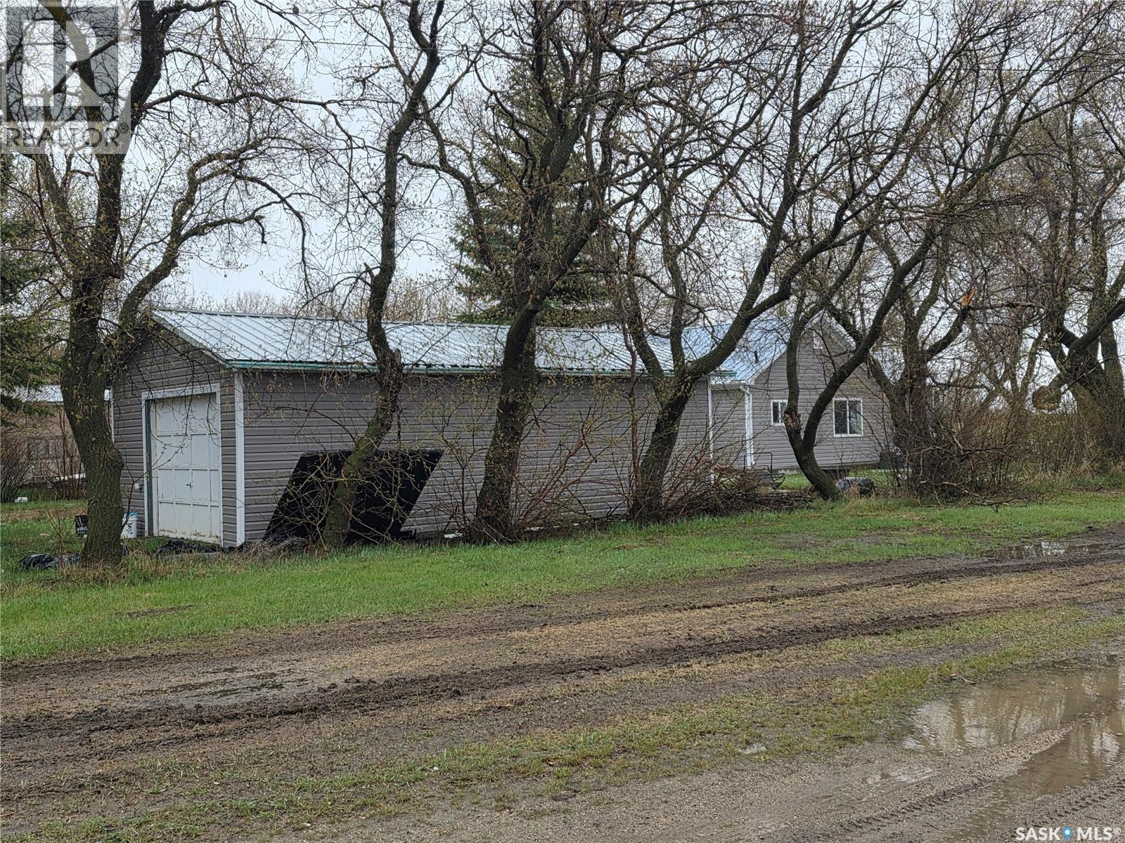 700 Railway Avenue, Dysart, Saskatchewan  S0G 1H0 - Photo 4 - SK037113