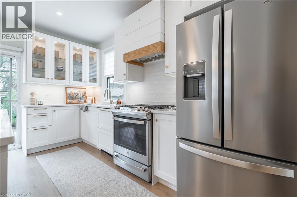 51 East 23rd Street, Hamilton, Ontario  L8V 2W5 - Photo 8 - 40831084