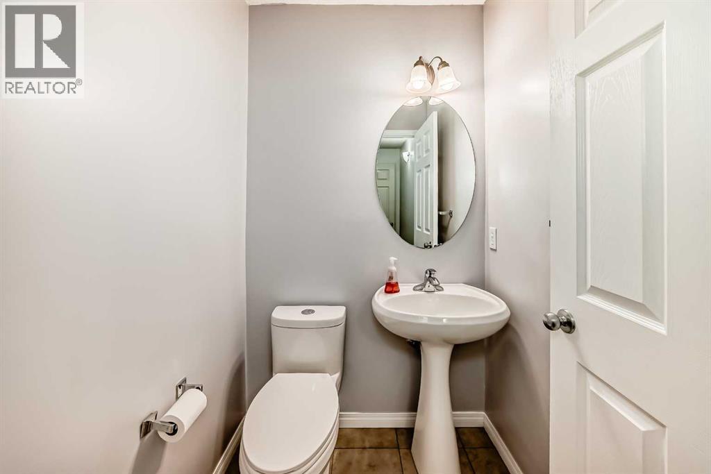 54 Royal Elm Road NW, Calgary, Alberta  T3G 5V7 - Photo 24 - A2312545