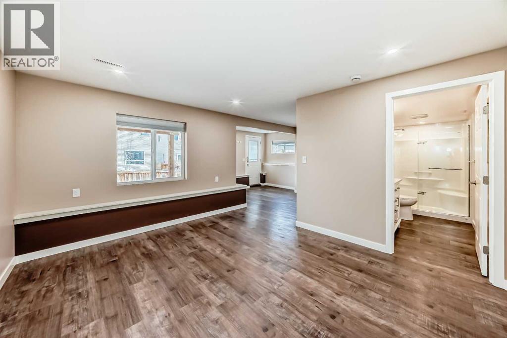 54 Royal Elm Road NW, Calgary, Alberta  T3G 5V7 - Photo 28 - A2312545