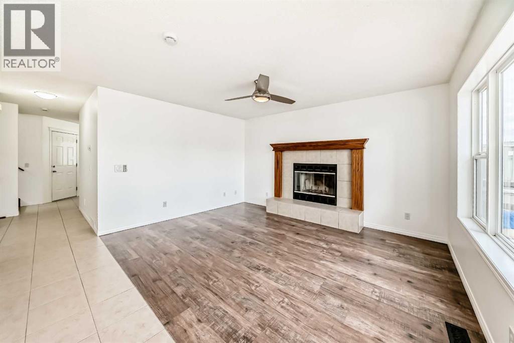 54 Royal Elm Road NW, Calgary, Alberta  T3G 5V7 - Photo 11 - A2312545
