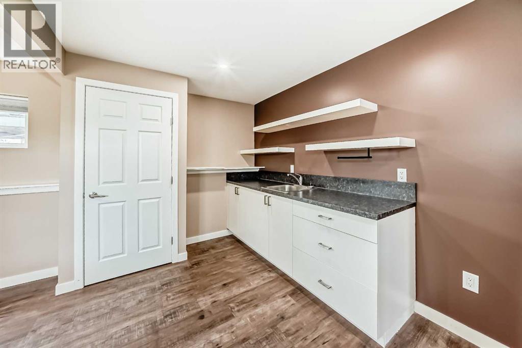 54 Royal Elm Road NW, Calgary, Alberta  T3G 5V7 - Photo 27 - A2312545