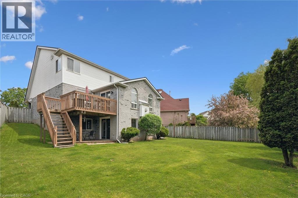 24 Buckthorn Crescent, Guelph, Ontario  N1E 7C3 - Photo 45 - 40832465