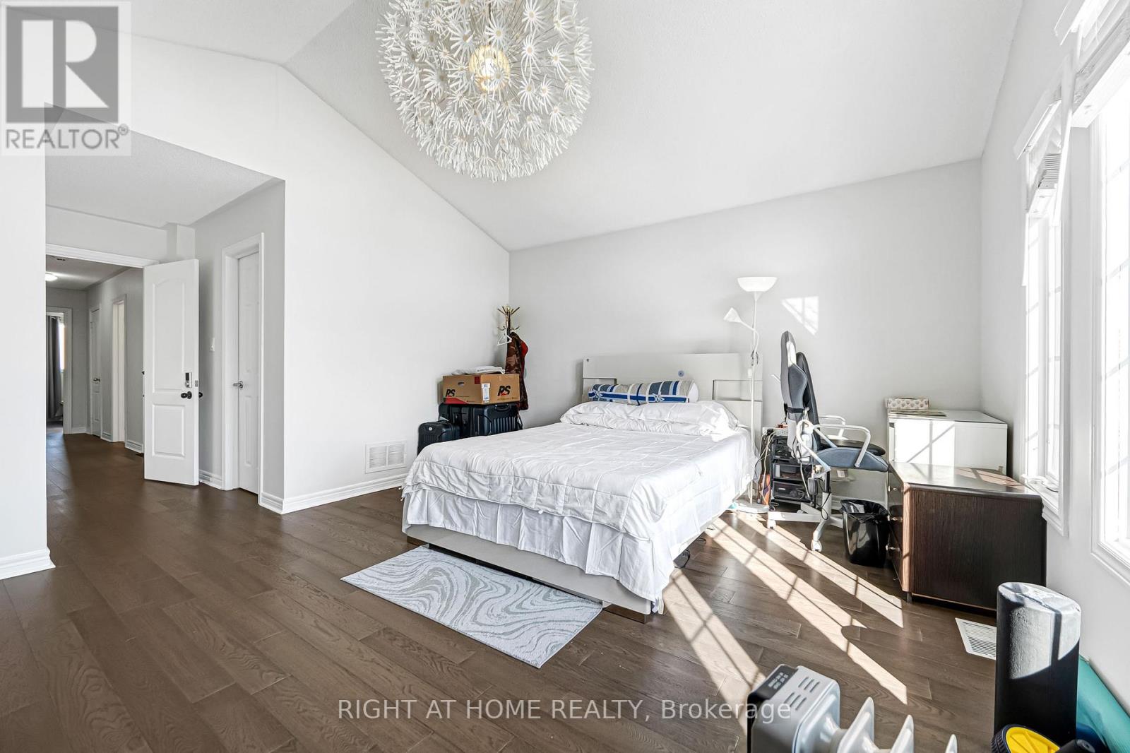 601 Claymeadow Avenue, Mississauga, Ontario  L5B 4H7 - Photo 18 - W13174076