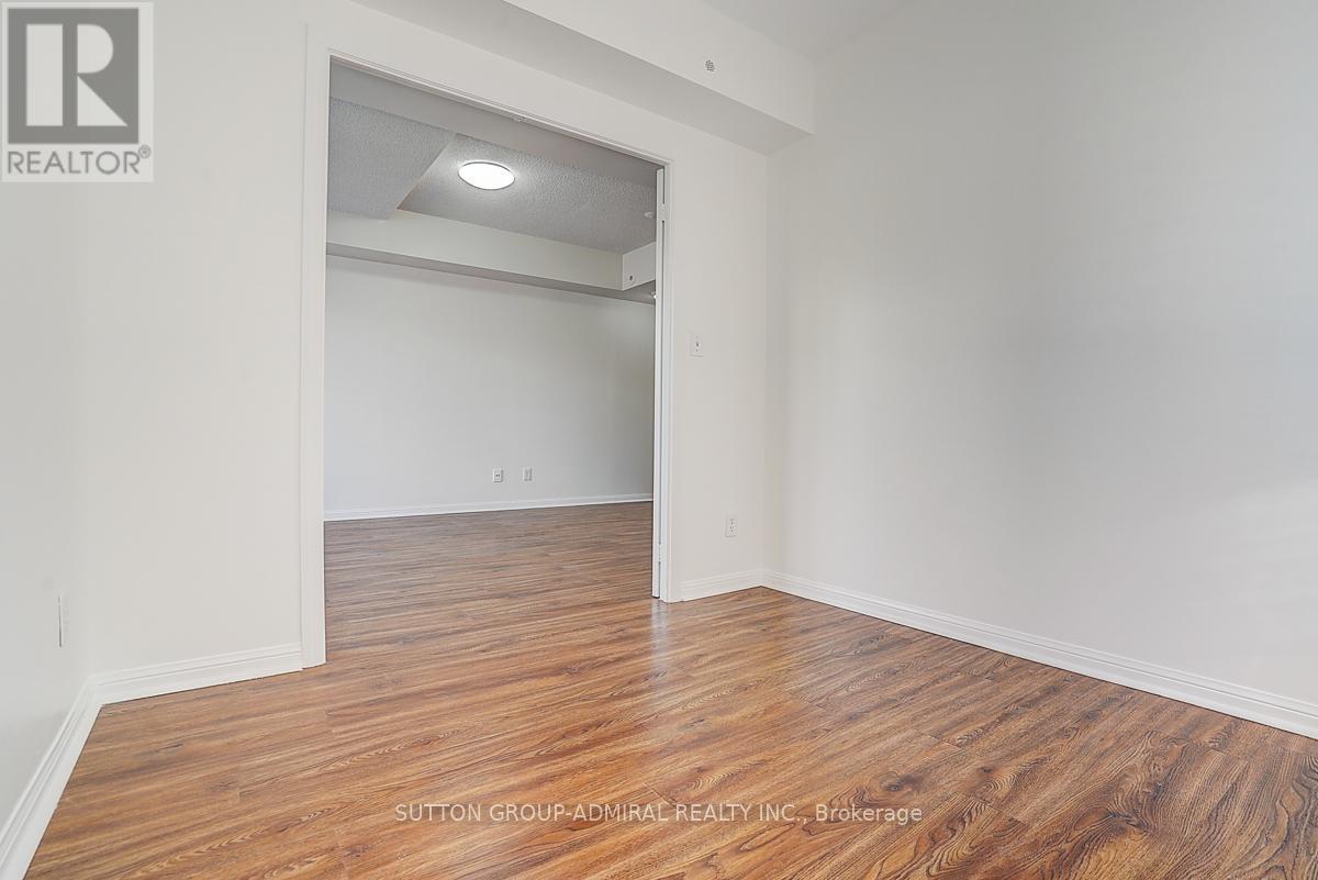 2057 - 3047 Finch Avenue W, Toronto, Ontario  M9M 0A5 - Photo 19 - W13174124