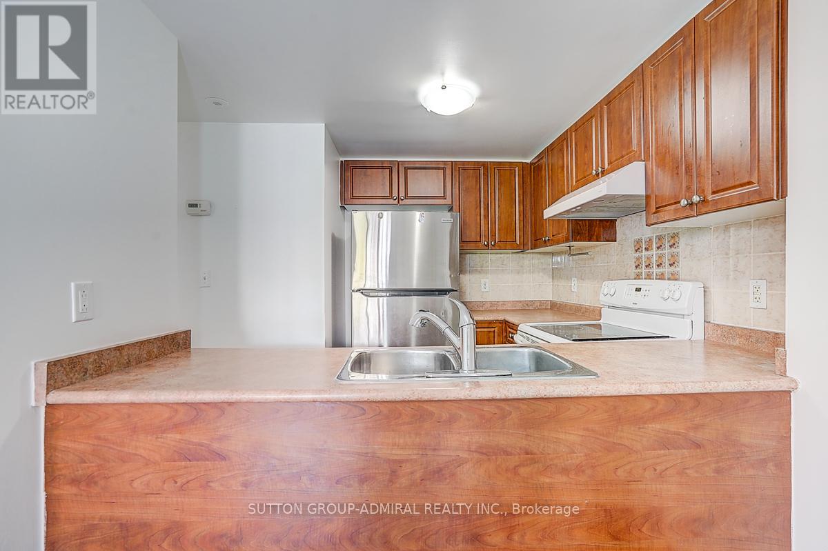2057 - 3047 Finch Avenue W, Toronto, Ontario  M9M 0A5 - Photo 4 - W13174124