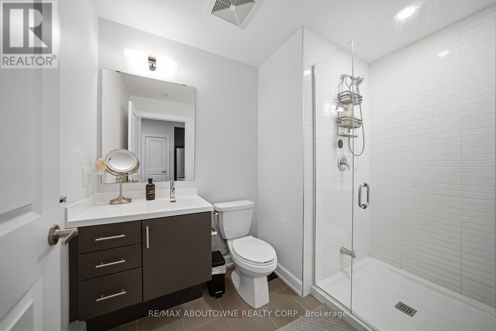 1602 - 3220 William Coltson Avenue, Oakville (Jm Joshua Meadows), Ontario  L6H 7W6 - Photo 15 - W13174170