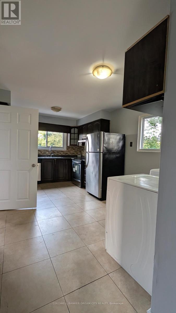 48 Merton Road, Brampton, Ontario  L6V 2V6 - Photo 6 - W13174180