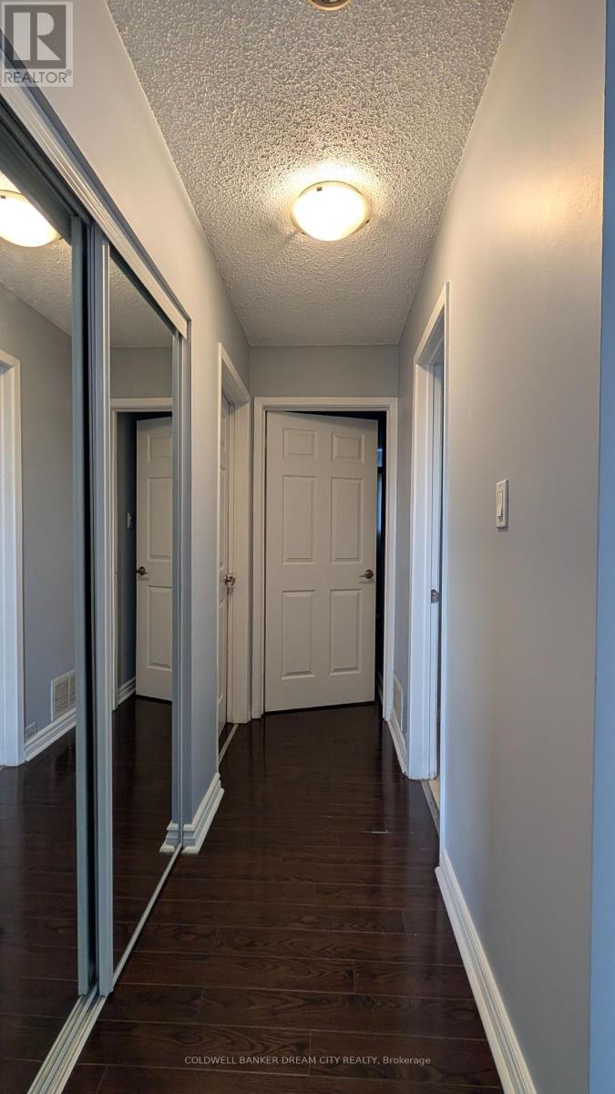48 Merton Road, Brampton, Ontario  L6V 2V6 - Photo 8 - W13174180