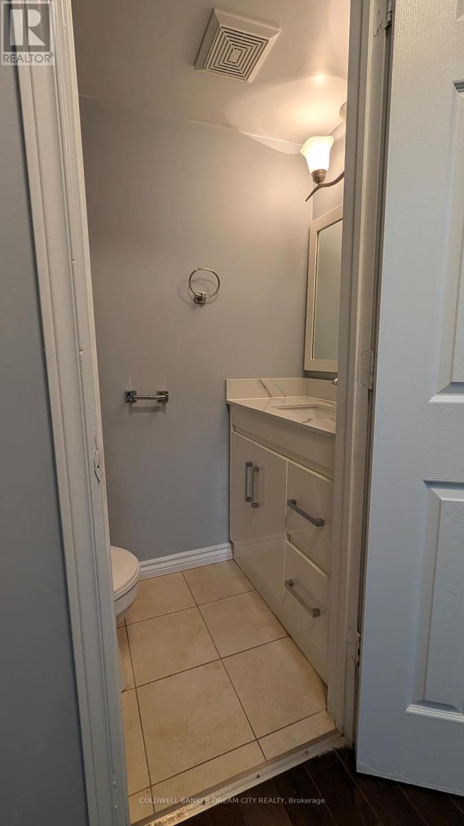 48 Merton Road, Brampton, Ontario  L6V 2V6 - Photo 9 - W13174180