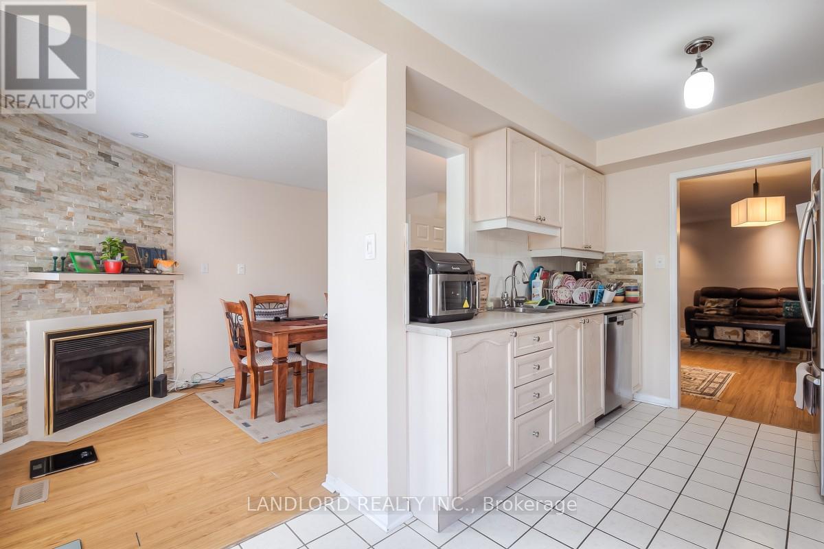 107 - 2555 Thomas Street, Mississauga, Ontario  L5M 5P6 - Photo 11 - W13174204