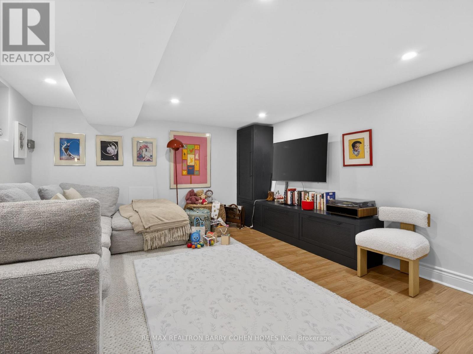 144 Rosemount Avenue, Toronto, Ontario  M6H 2M9 - Photo 26 - W13174242
