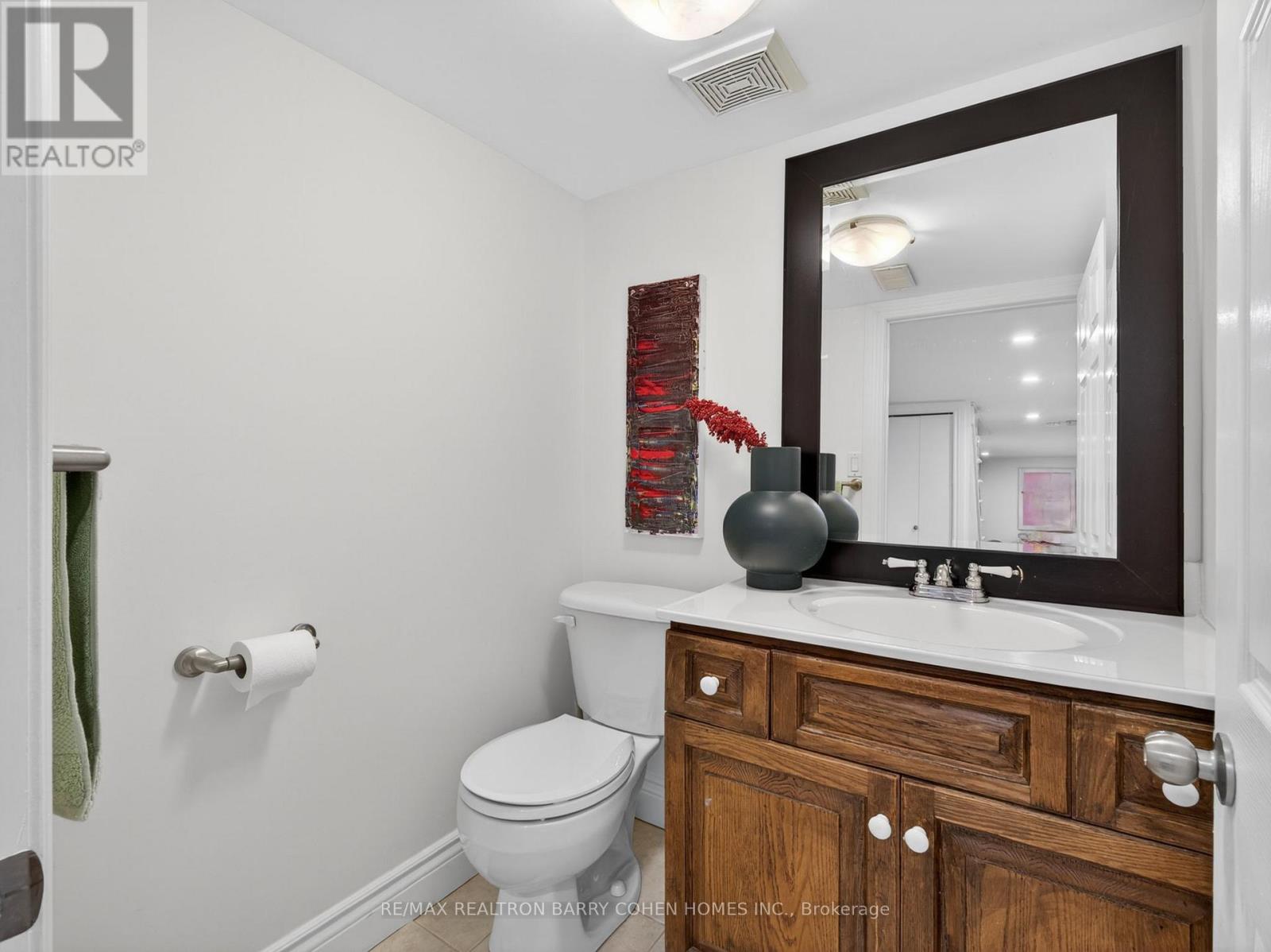 144 Rosemount Avenue, Toronto, Ontario  M6H 2M9 - Photo 28 - W13174242