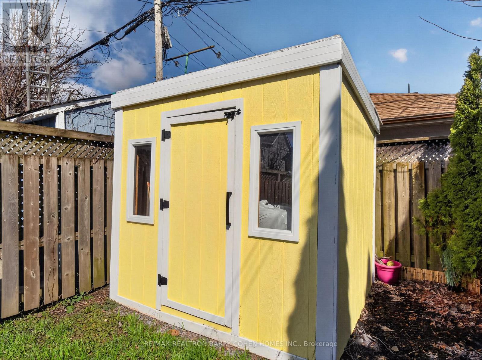 144 Rosemount Avenue, Toronto, Ontario  M6H 2M9 - Photo 34 - W13174242
