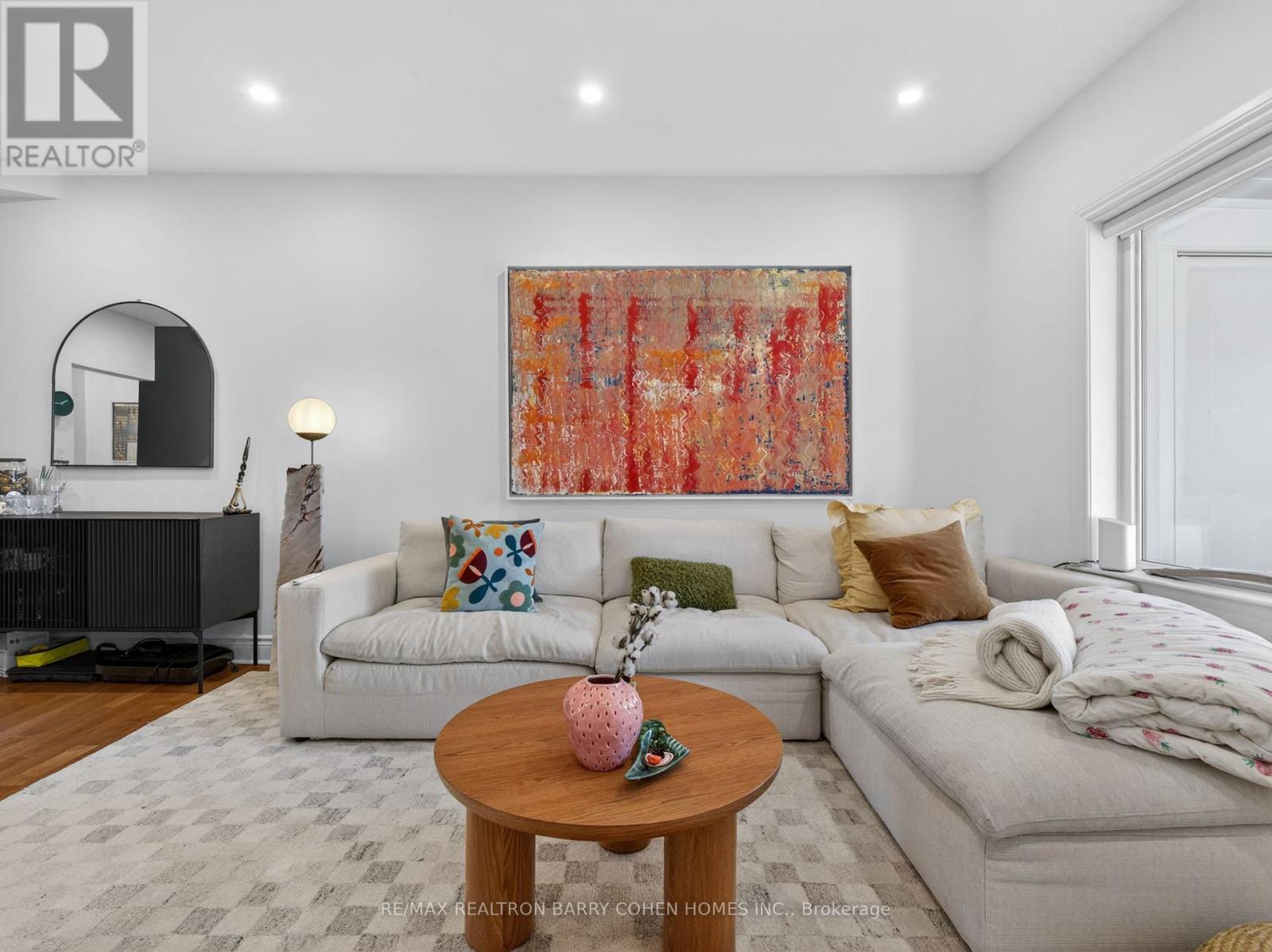144 Rosemount Avenue, Toronto, Ontario  M6H 2M9 - Photo 4 - W13174242