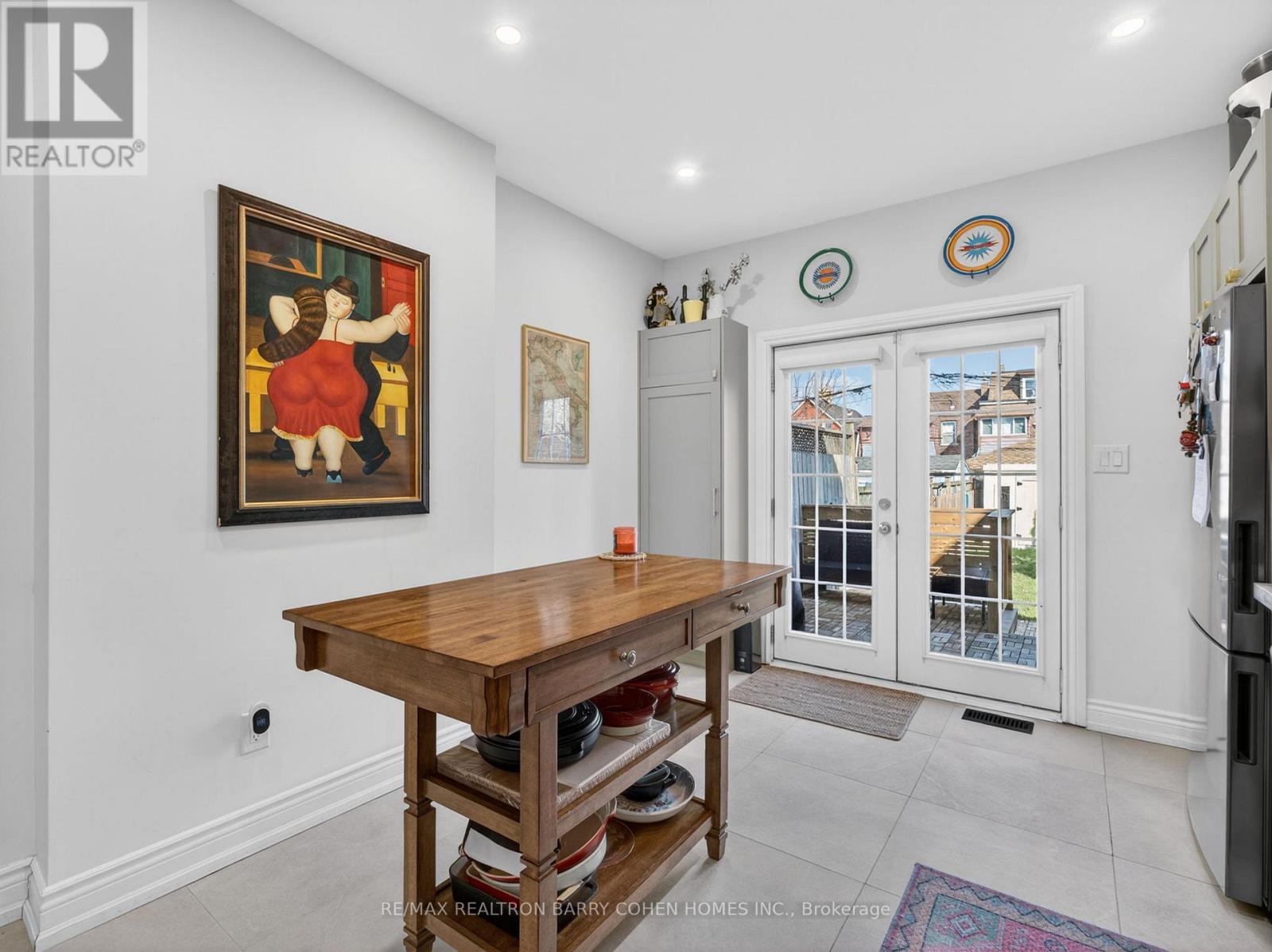 144 Rosemount Avenue, Toronto, Ontario  M6H 2M9 - Photo 9 - W13174242