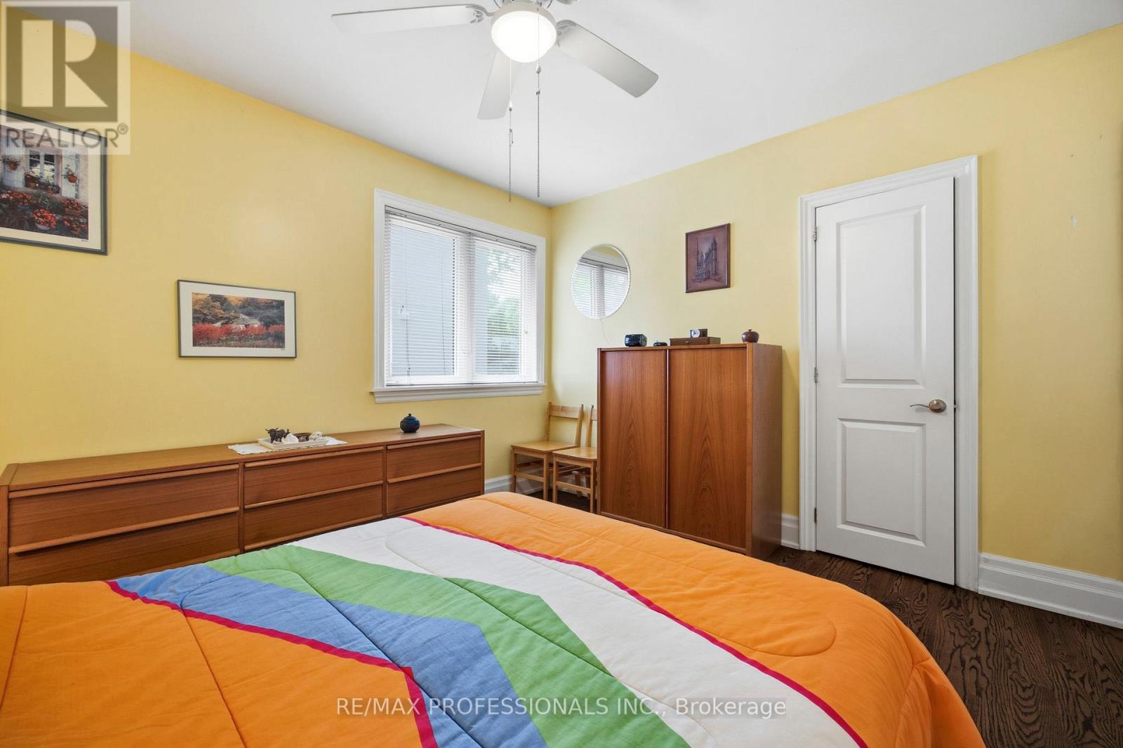 4 Beaverbrook Avenue, Toronto, Ontario  M9B 2M7 - Photo 19 - W13174244