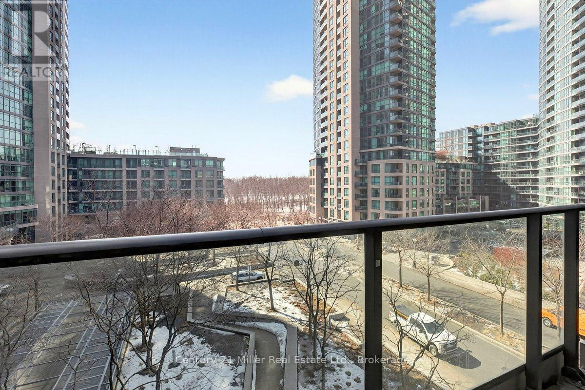 562 - 209 Fort York Boulevard, Toronto, Ontario  M5V 4A1 - Photo 16 - C13174614
