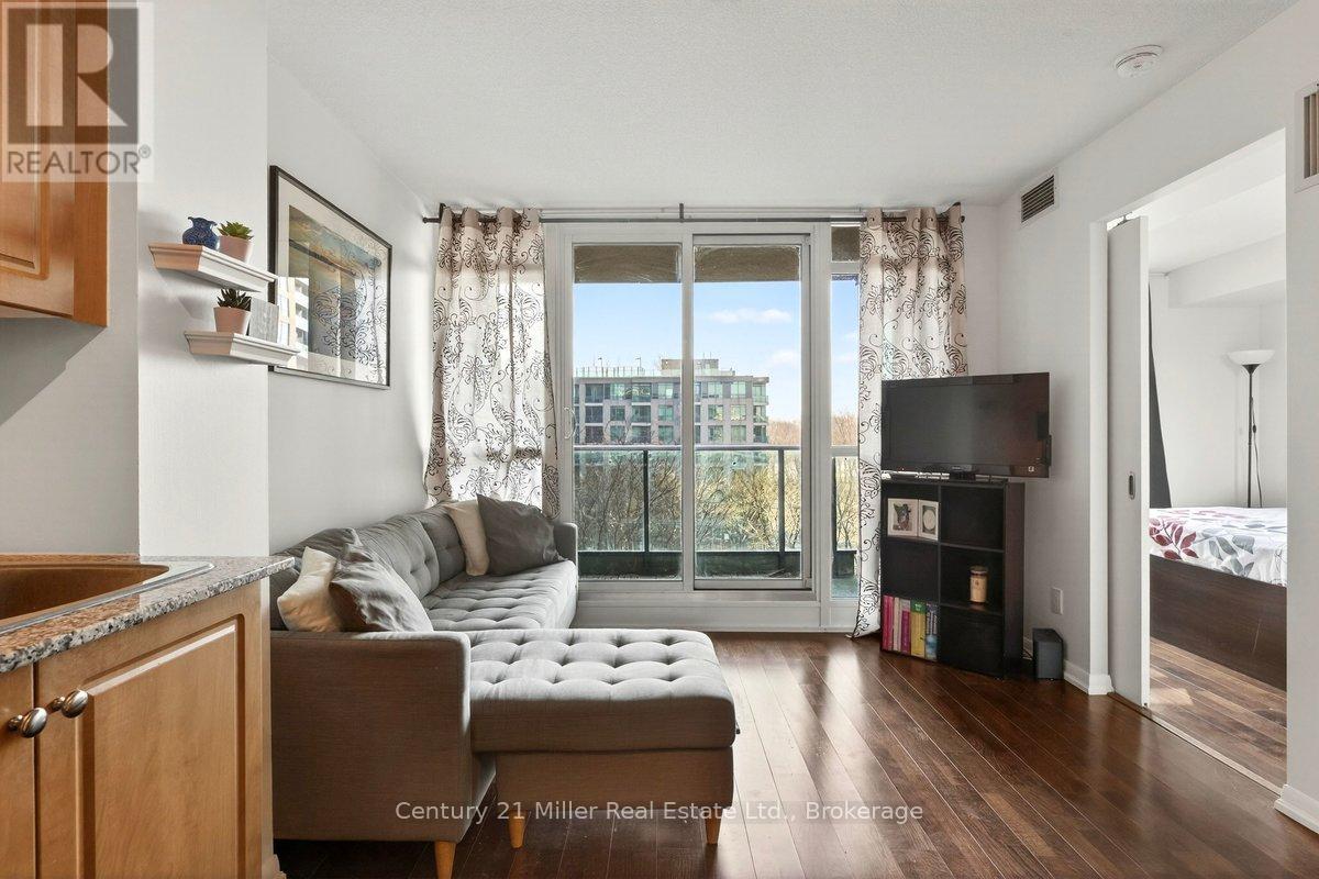 562 - 209 Fort York Boulevard, Toronto, Ontario  M5V 4A1 - Photo 5 - C13174614
