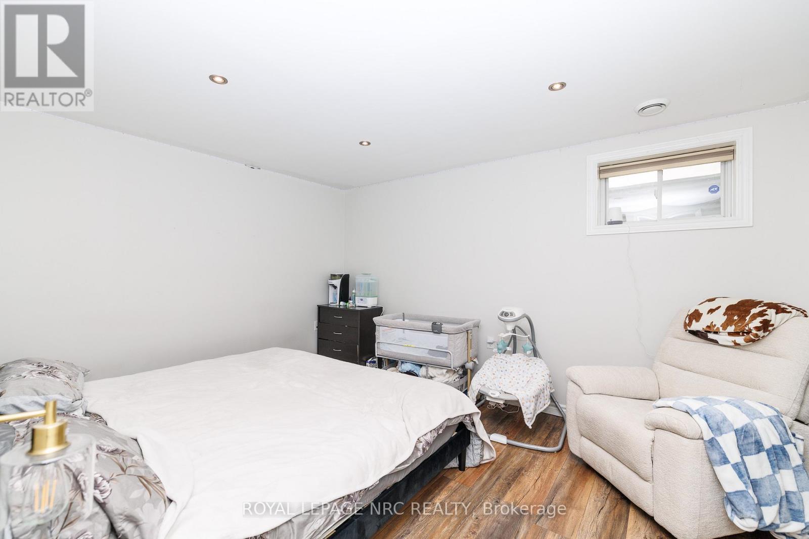 12 Wilfrid Laurier Crescent, St. Catharines, Ontario  L2P 0A4 - Photo 34 - X13174496