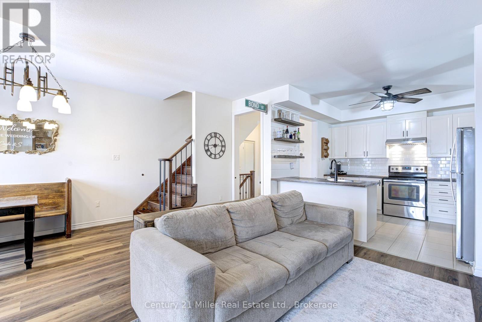 24 Hugill Way, Hamilton, Ontario  L8B 0A2 - Photo 13 - X13174252