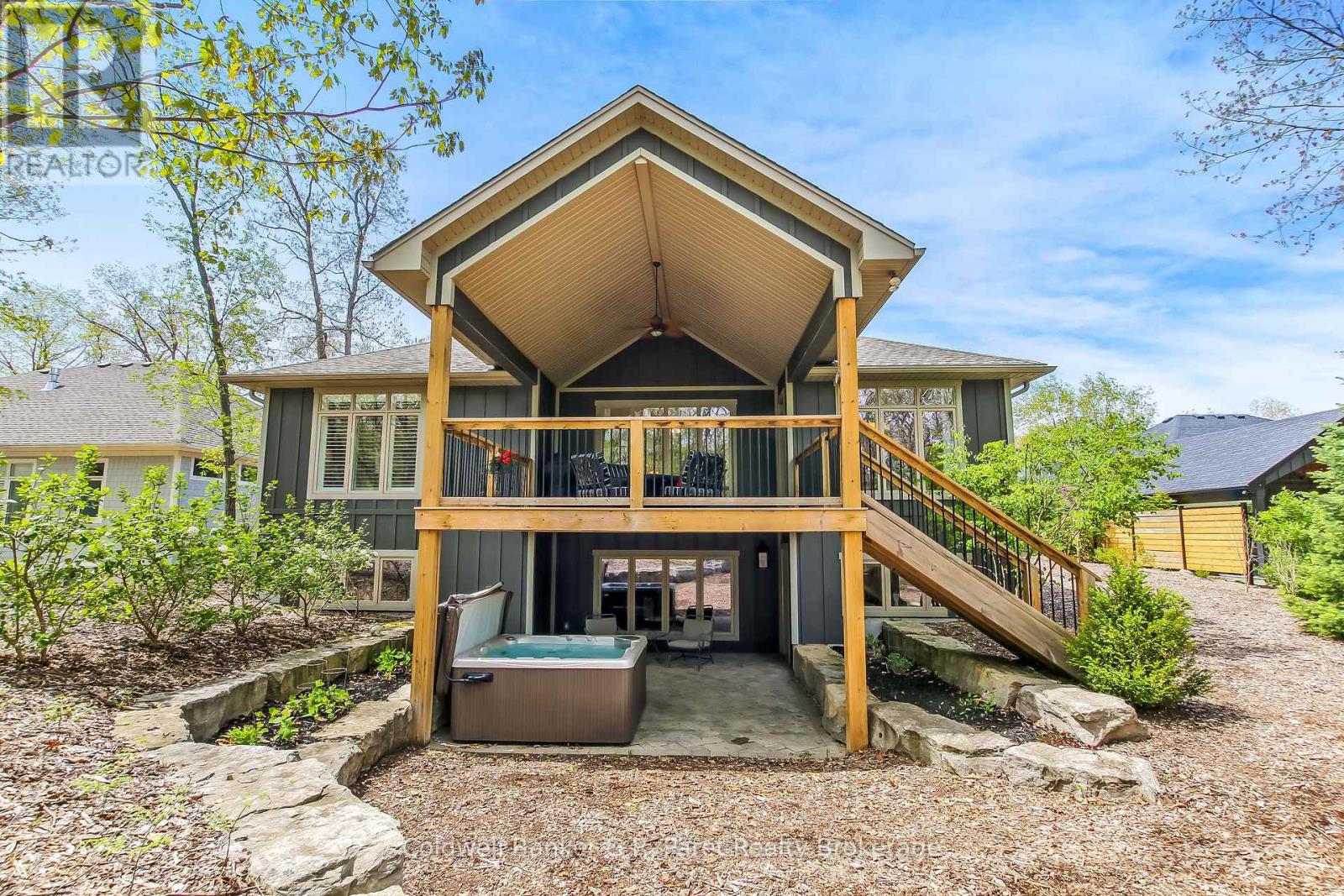10151 Pinery Bluffs Road, Lambton Shores, Ontario  N0M 1T0 - Photo 40 - X13174336