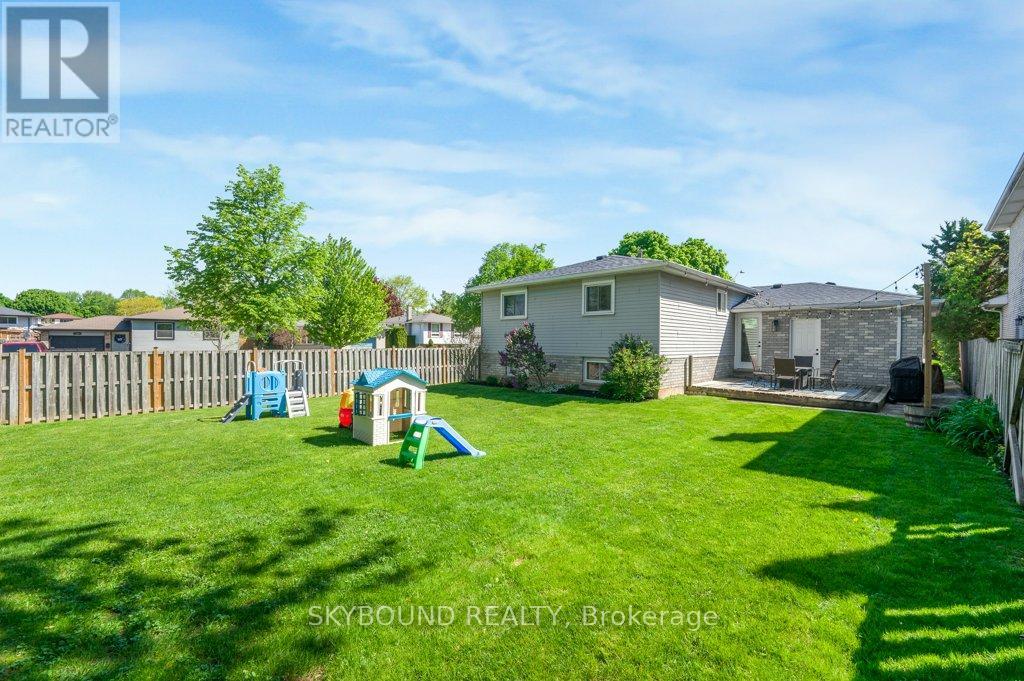 2 Pacer Court, Brantford, Ontario  N3P 1N5 - Photo 35 - X13174216