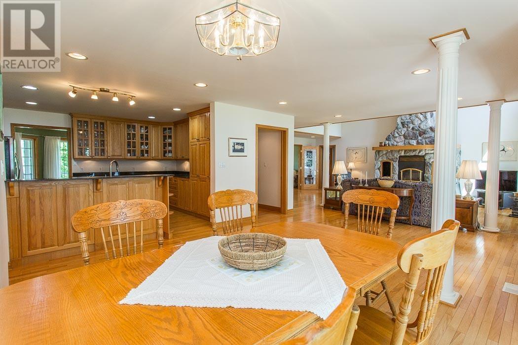 21 Lighthouse Point Dr, Thessalon, Ontario  P0R 1L0 - Photo 12 - SM251674
