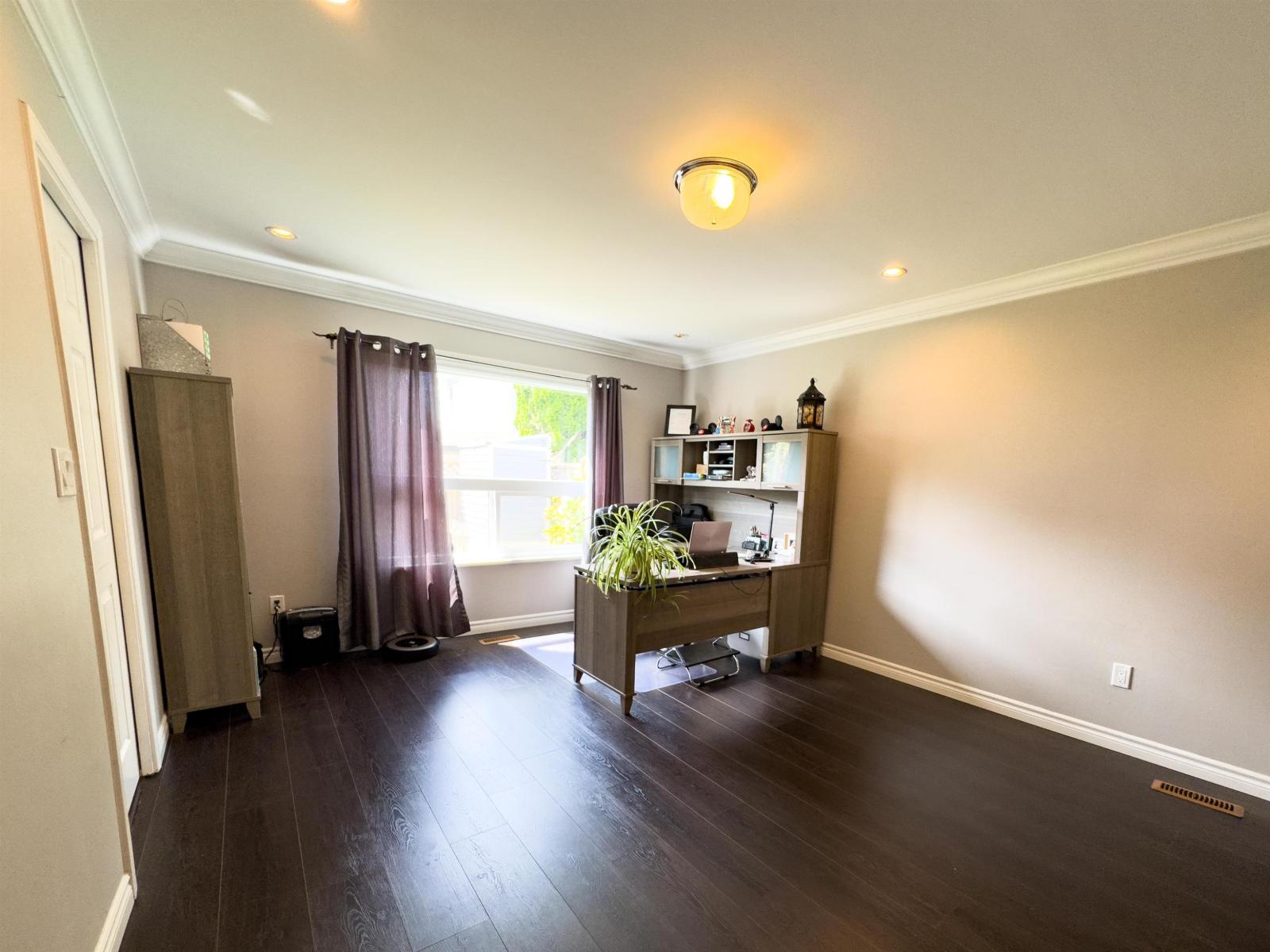 11910 79a Avenue, Delta, British Columbia  V4C 8B8 - Photo 15 - R3072710