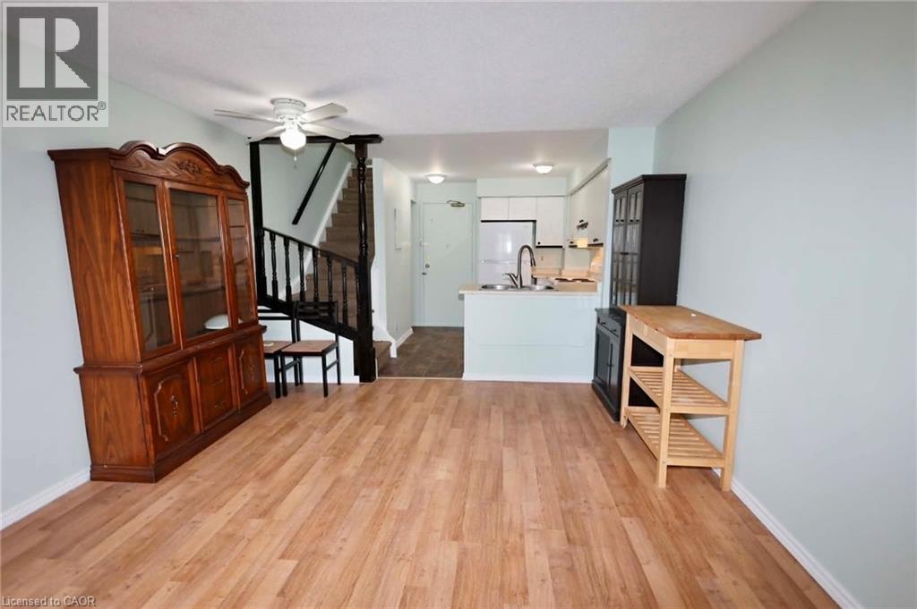 67 Valleyview Road Unit# 58, Kitchener, Ontario  N2E 3J1 - Photo 4 - 40833071