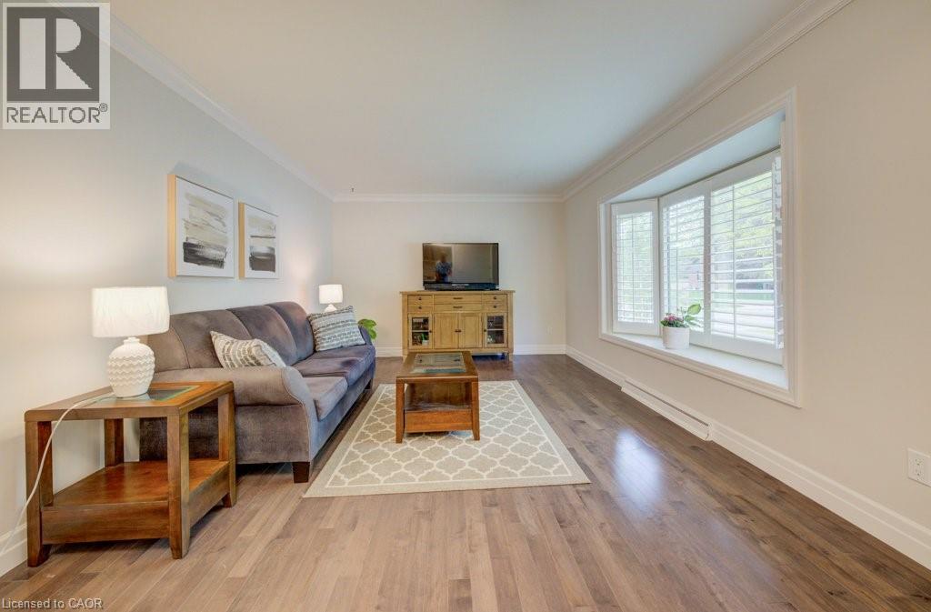 196 Lourdes Street, Waterloo, Ontario  N2L 1N7 - Photo 6 - 40831596