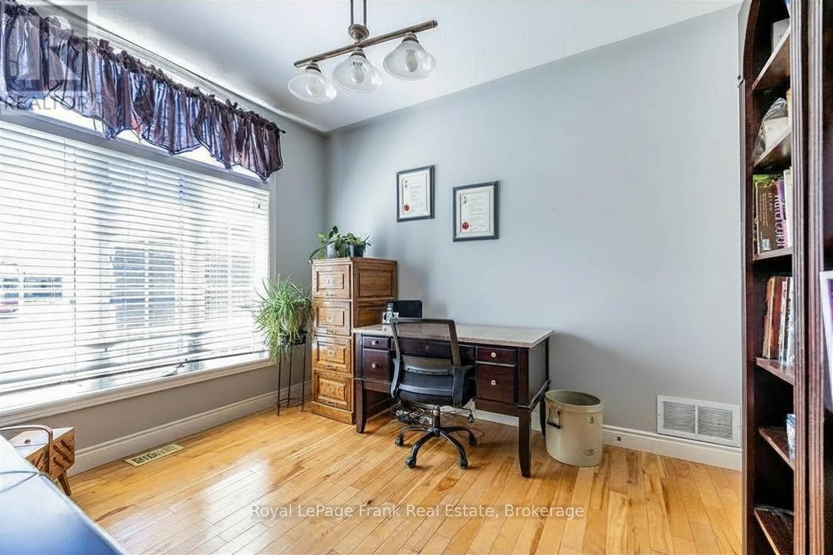 36 Lori Boulevard, Kawartha Lakes, Ontario  K9V 6B6 - Photo 33 - X13174258