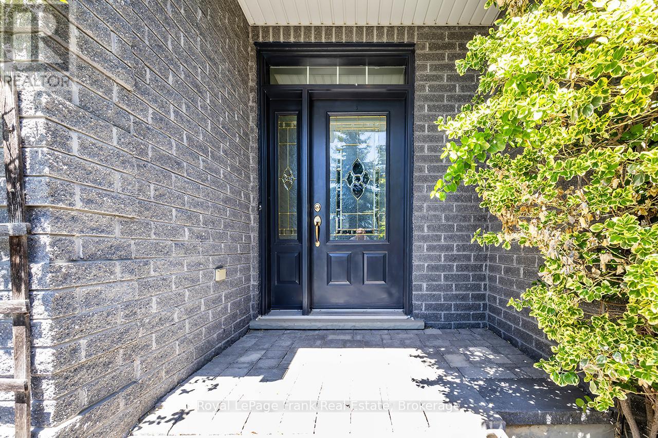 36 Lori Boulevard, Kawartha Lakes, Ontario  K9V 6B6 - Photo 4 - X13174258