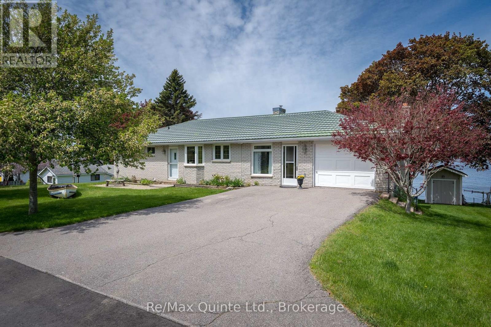 54 Cedar Lane, Prince Edward County, Ontario  K0K 2T0 - Photo 5 - X13174268