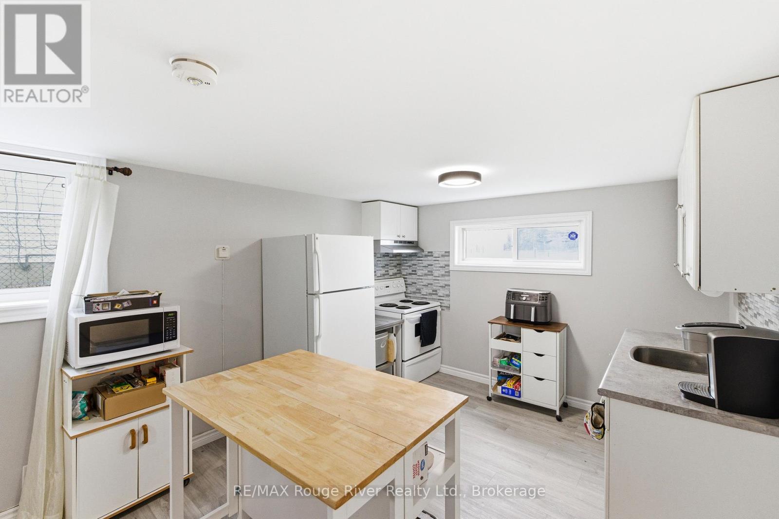 Unit 2 - 599 Otonabee Drive, Peterborough, Ontario  K9J 7X8 - Photo 8 - X13174510