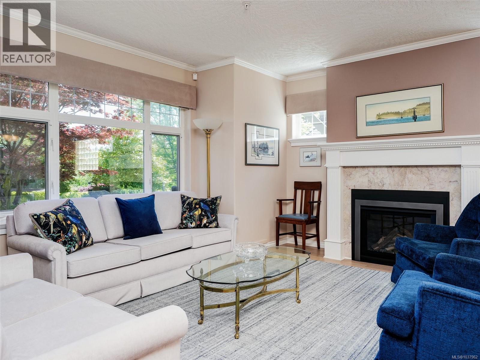 113 4490 Chatterton Way, Saanich, British Columbia