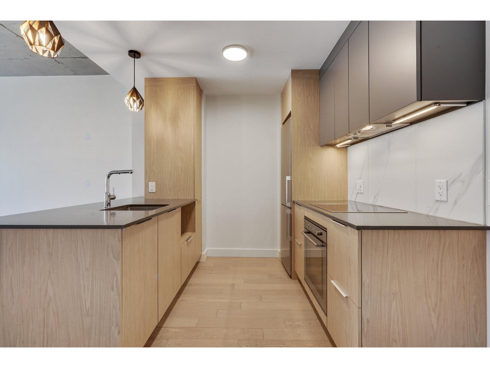 1550 Rue des Bassins|#206 Montréal (Le Sud-Ouest) Quebec Canada H3C0X6 3