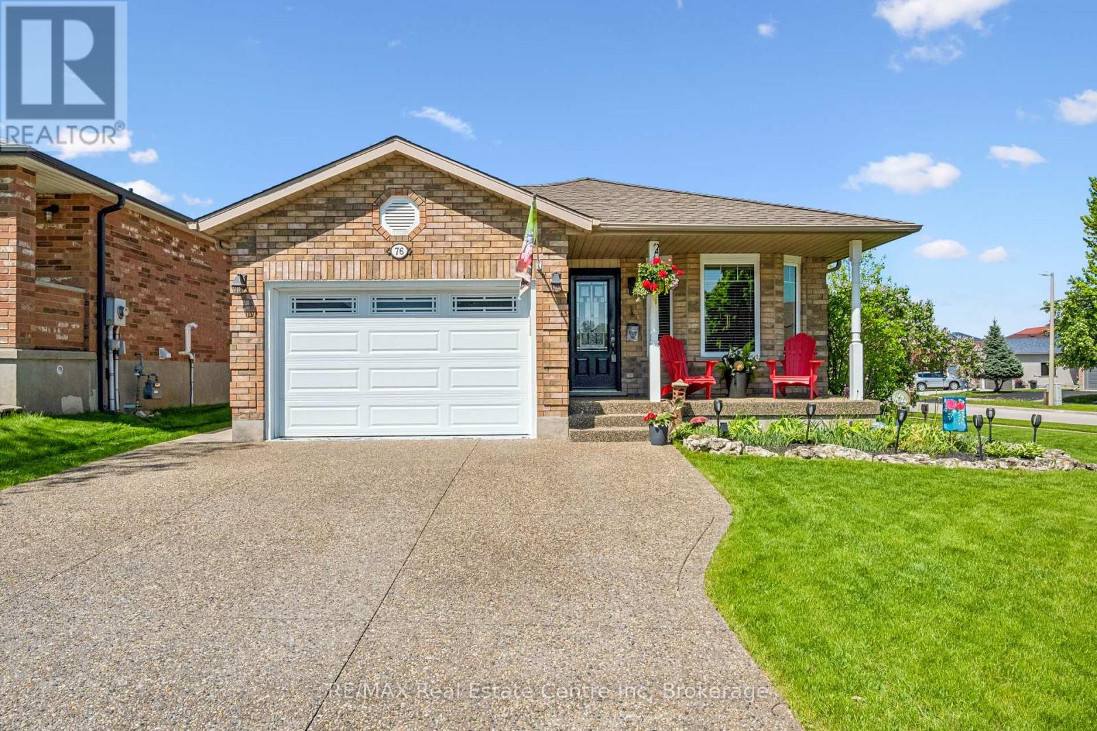 76 ABBEYWOOD CRESCENT, Guelph, Ontario