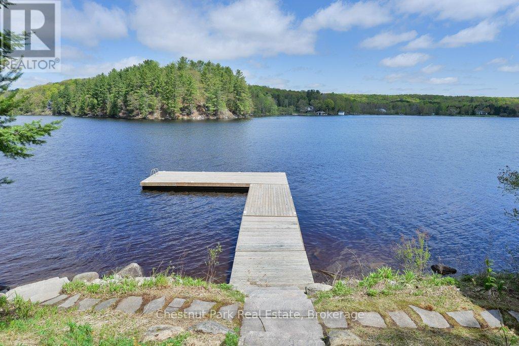 294 North Drive, Huntsville (Stisted), Ontario  P1H 2J2 - Photo 2 - X13174412
