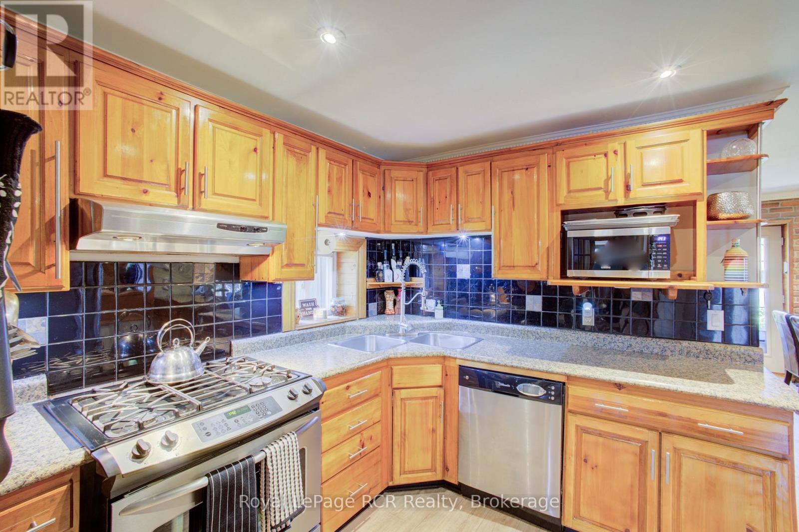 181 Georgina Street, Wellington North (Arthur), Ontario  N0G 1A0 - Photo 14 - X13174568