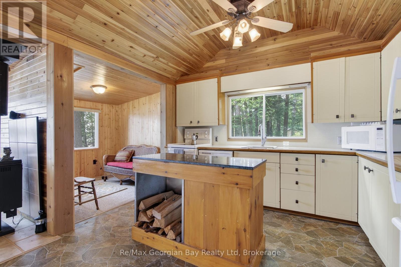 87 Moccasin Trail, Georgian Bay, Ontario  L0K 1S0 - Photo 3 - X13174624