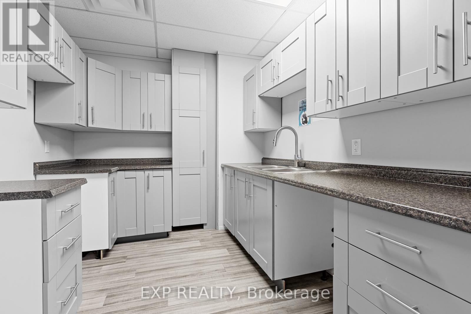 201+202 - 1600 Laperriere Avenue, Ottawa, Ontario  K1Z 8P5 - Photo 8 - X13174270
