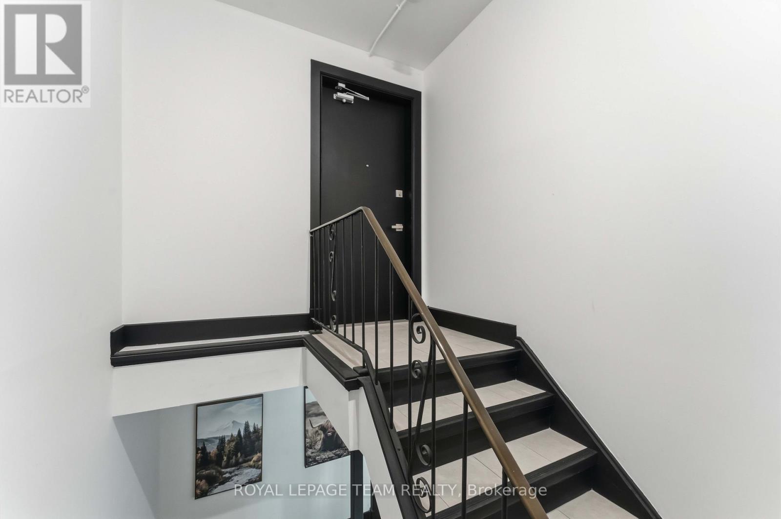 2 - 204 Donald Street, Ottawa, Ontario  K1K 1M8 - Photo 3 - X13174366