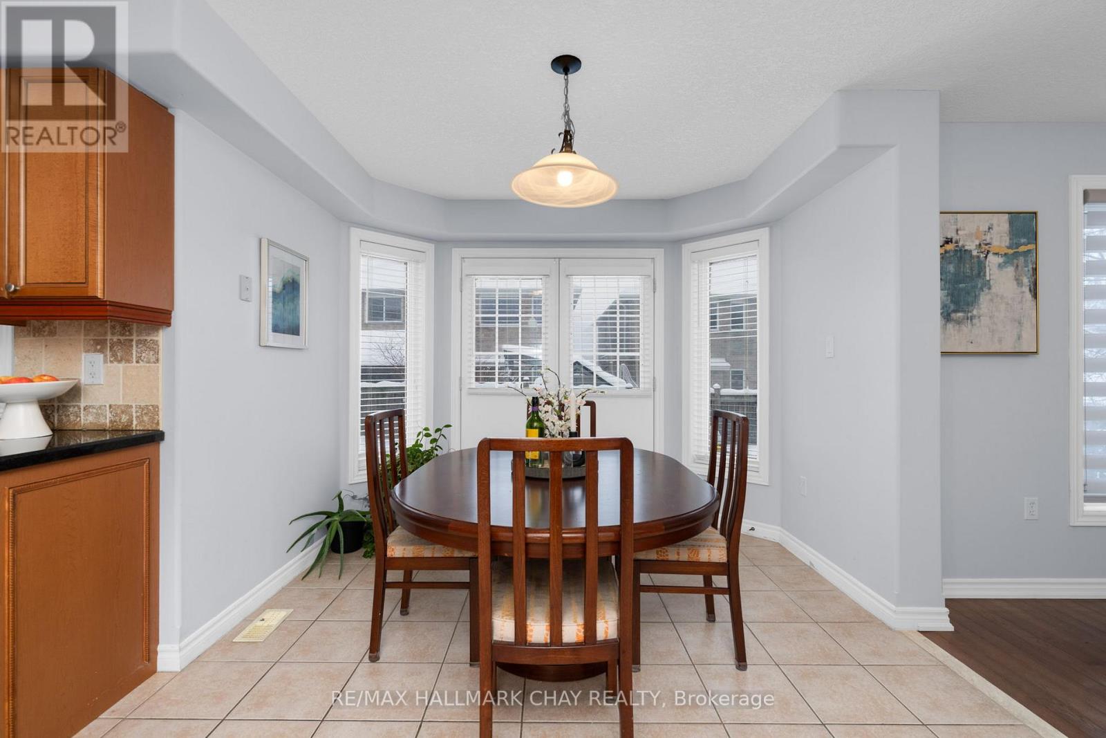 77 Sovereign's Gate, Barrie, Ontario  L4N 0Y9 - Photo 14 - S13173626
